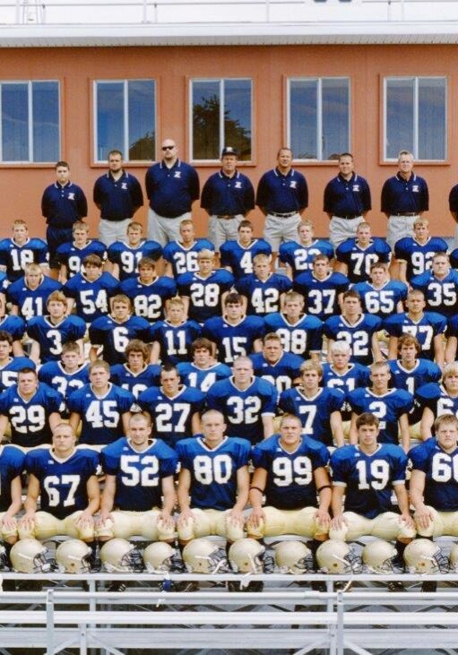 2004 Football Team (78) 5x7