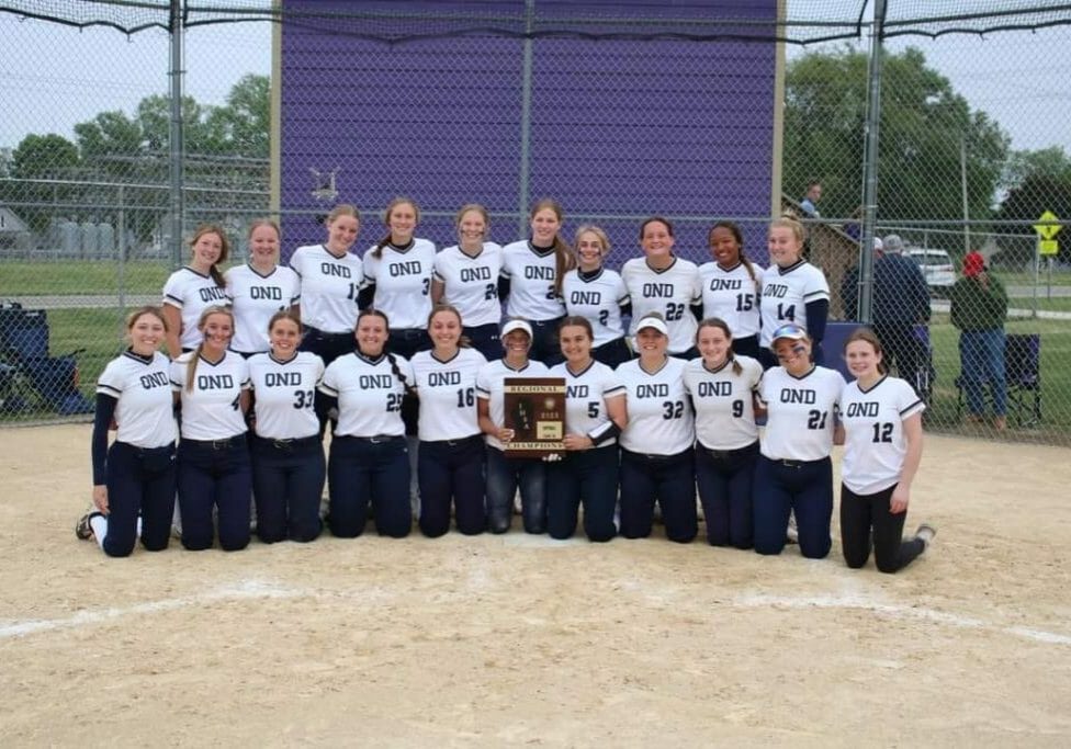 Softball Regional Champs